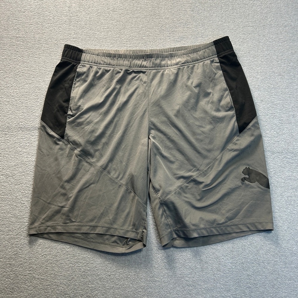 Puma  Athletic Training Shorts‎ Mens XL Gray Black Performance Gym Running Logo